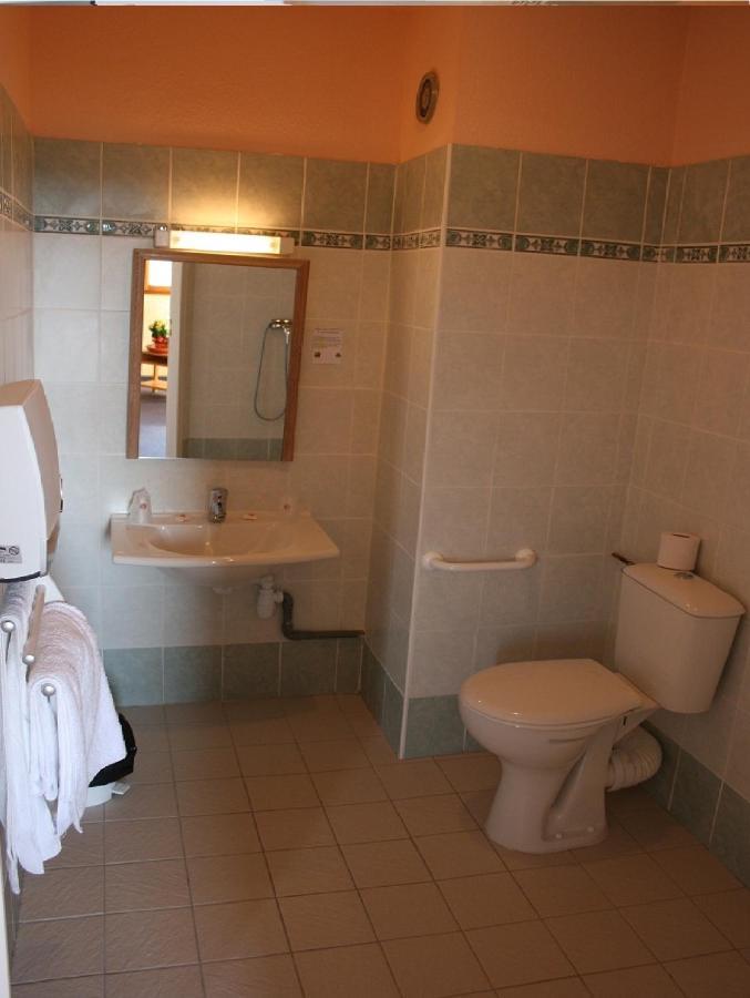 Hotel Saint Jean มงต์คลาร์ ภายนอก รูปภาพ