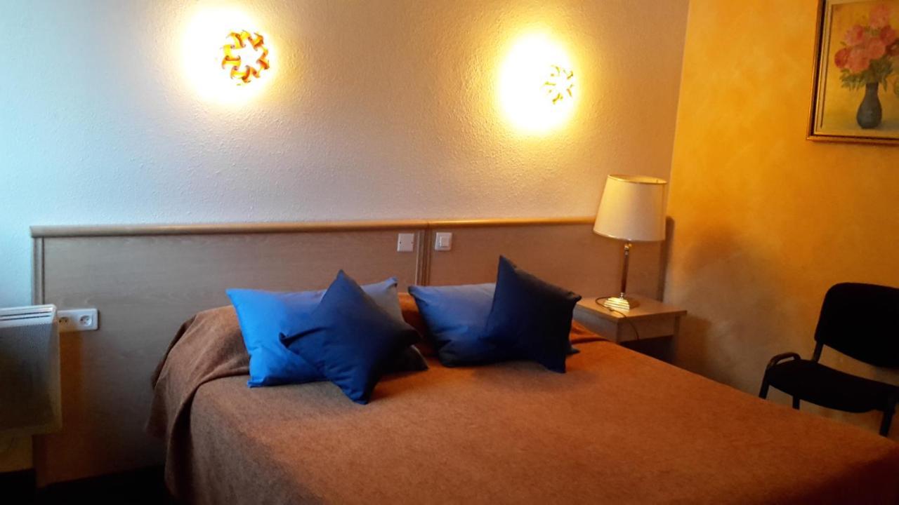 Hotel Saint Jean มงต์คลาร์ ภายนอก รูปภาพ